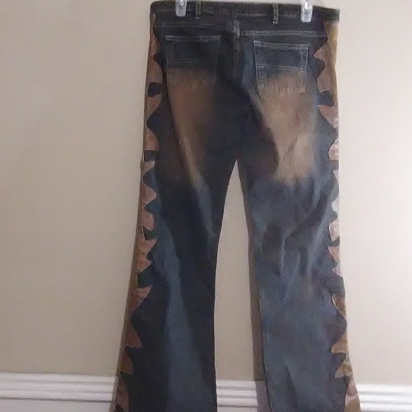 Brenzo Jeans. Size 9 - Picture 5 of 6